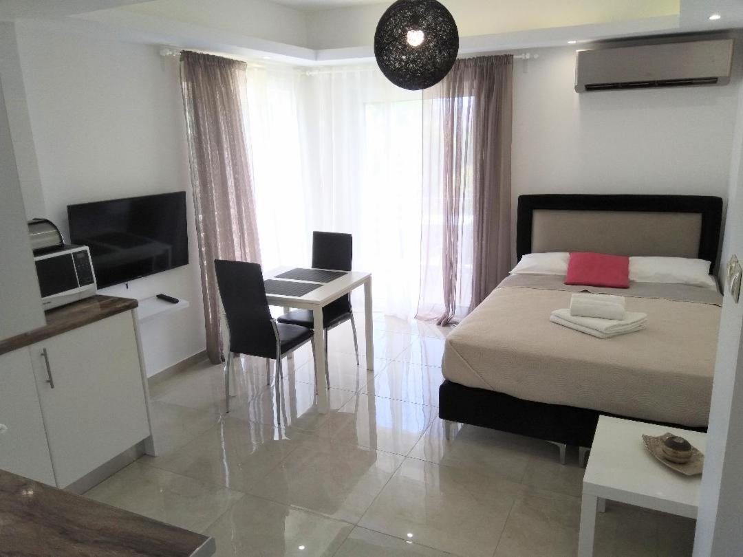 Athena Apartment Artemida  Zewnętrze zdjęcie